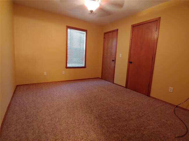 Building Photo - 2112 Ford St