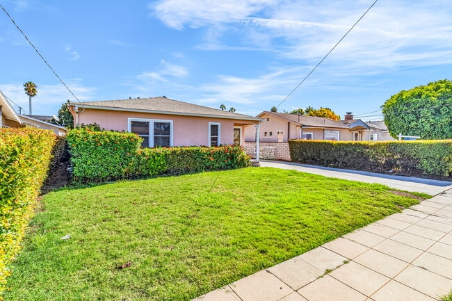 Building Photo - 4749 Choctaw Dr