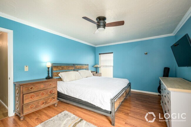 Building Photo - Beautiful Home in Excellent Location.