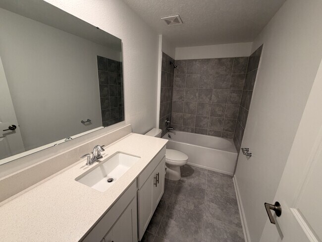 Building Photo - 1687 Contentment Lp