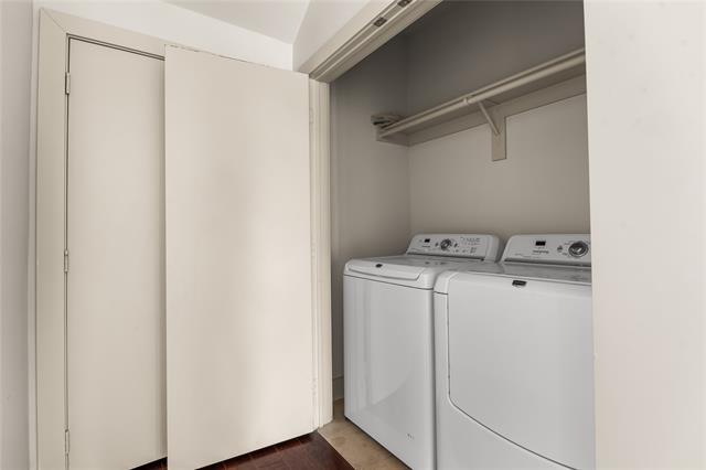 Building Photo - 4111 Newton Ave