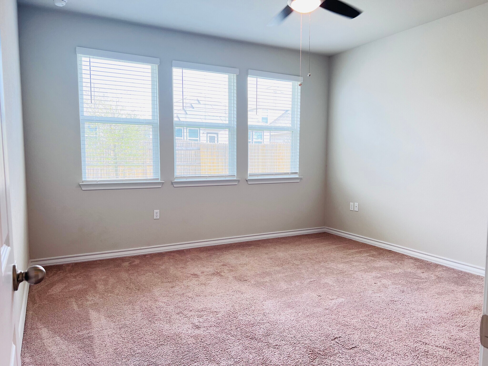 Primary bedroom - 12112 Coyote Call Way