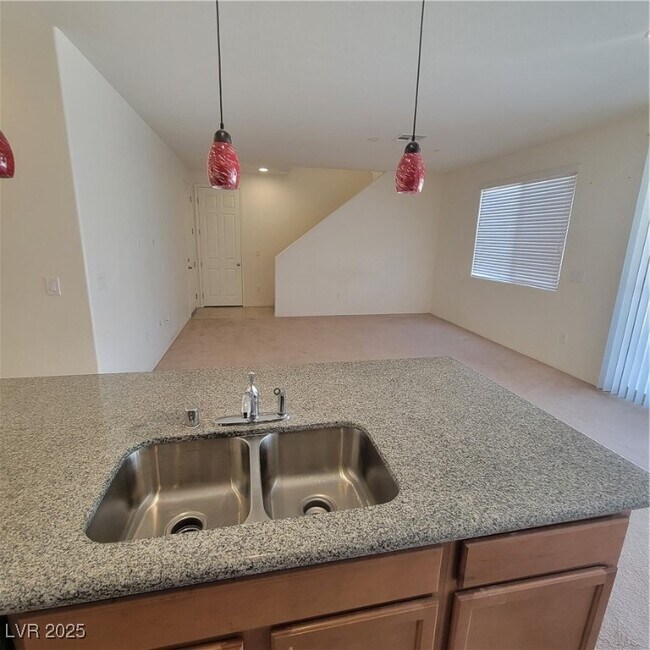 Building Photo - 1836 Pinsky Ln