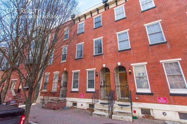 Building Photo - 1814 Christian St