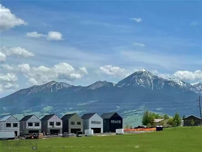 Building Photo - V-Trust Scenic Trail