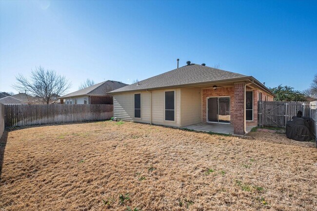 Building Photo - Welcome Home!