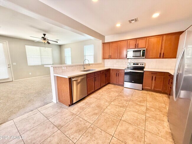 Building Photo - 4138 E Thunderheart Trail