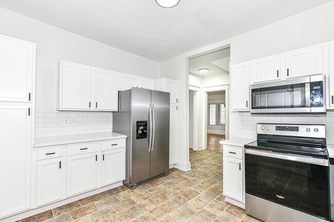 Building Photo - 3111 N Capitol Ave