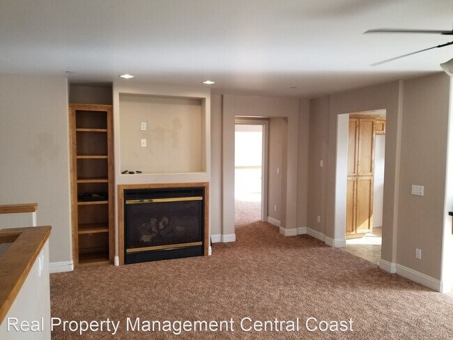 Building Photo - 3 br, 2 bath House - 476 Rockview Street