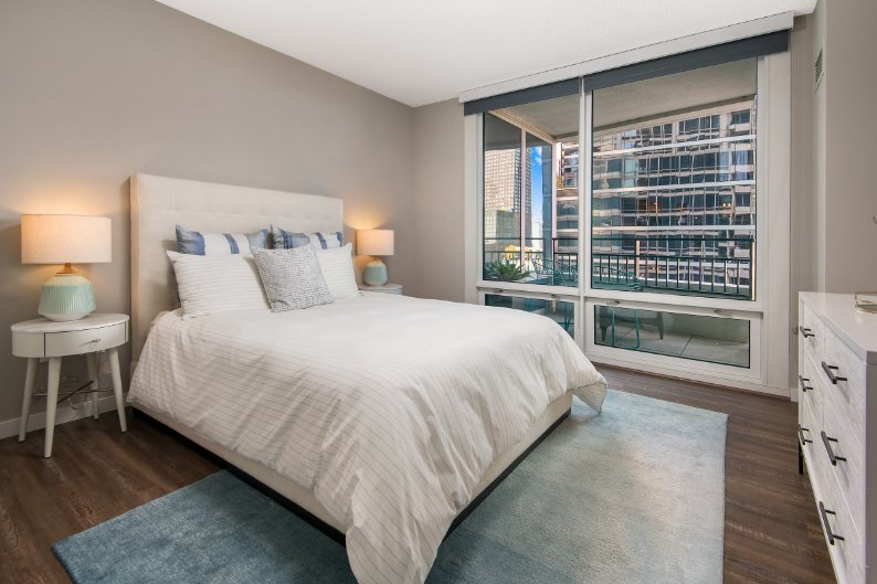 Building Photo - 346 E Grand Ave