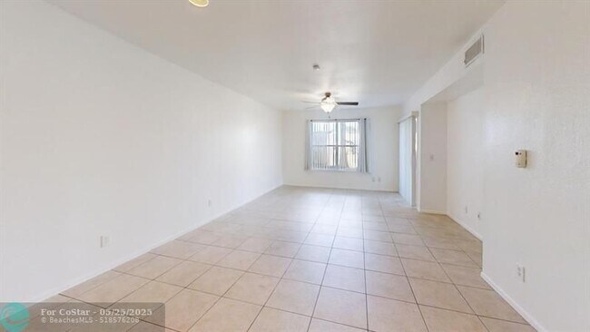 Building Photo - 1705 Palm Cove Blvd