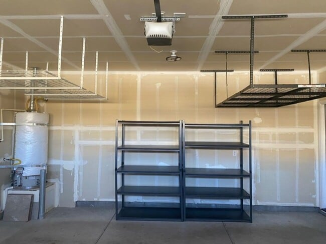 Building Photo - 3935 Hazy Swale Way