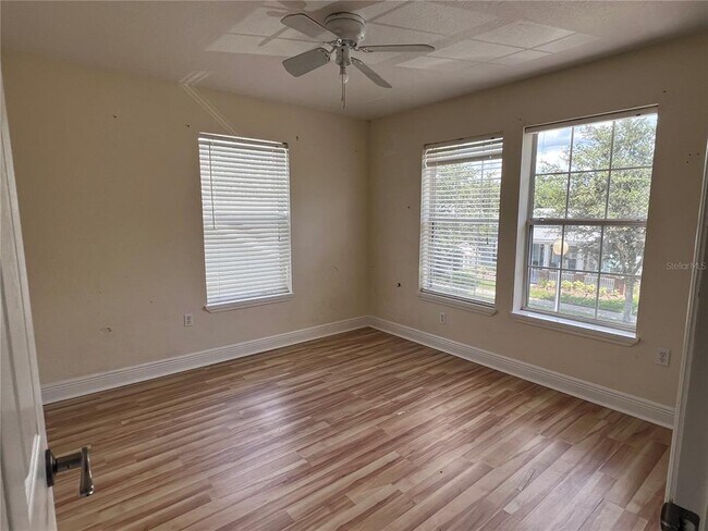 Building Photo - 6443 Ashville Dr
