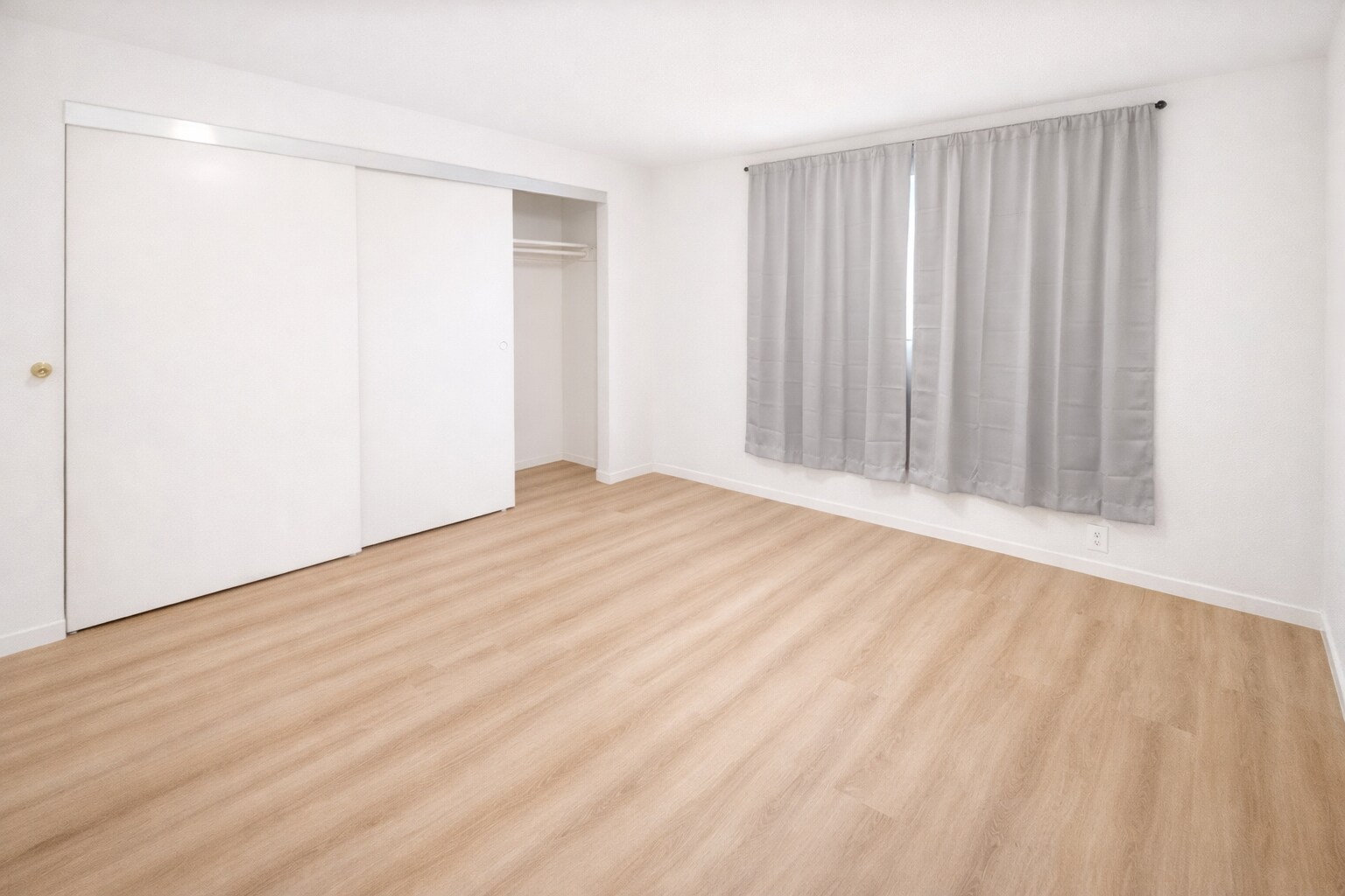 Building Photo - 411 E Santa Fe Ave