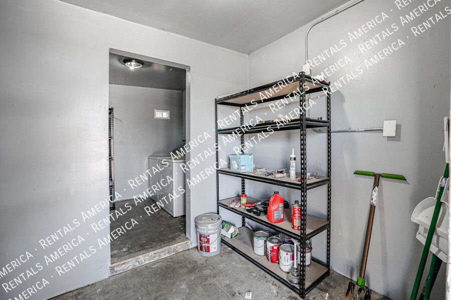 Building Photo - 12840 N 30th St