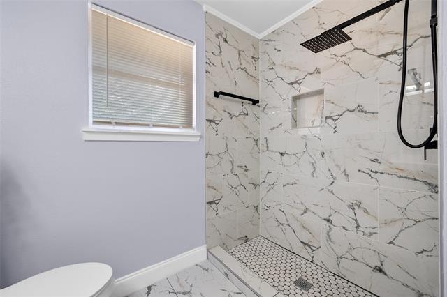 Building Photo - 4409 Wedgmont Cir S