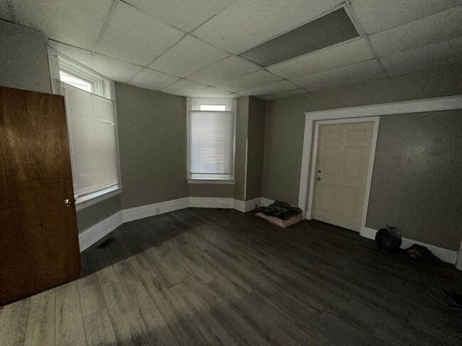 Building Photo - 224 Bosley St