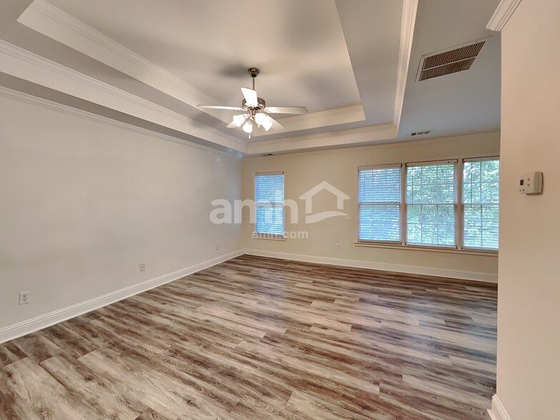 Building Photo - 956 Chippewa Oak Dr