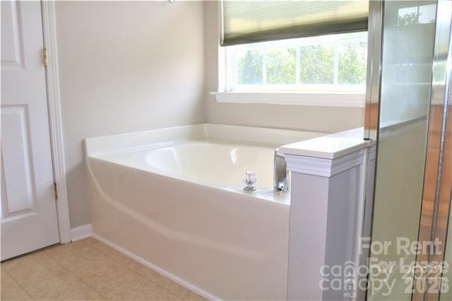 Building Photo - 1218 Haden Dr