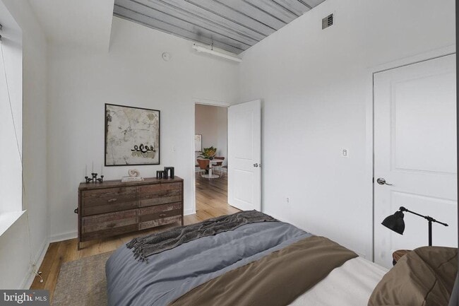 Building Photo - 5885 Colorado Ave NW