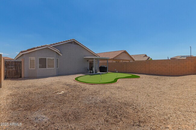 Building Photo - 12430 W Willow Ave