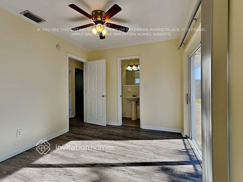 Building Photo - 8404 58th Way