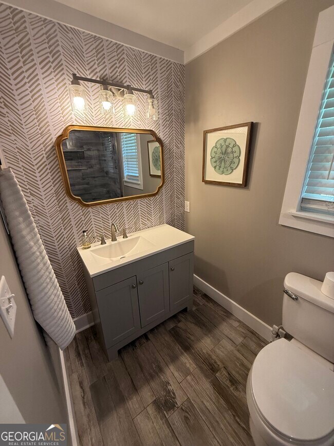 Building Photo - 319 Crooked River Dr