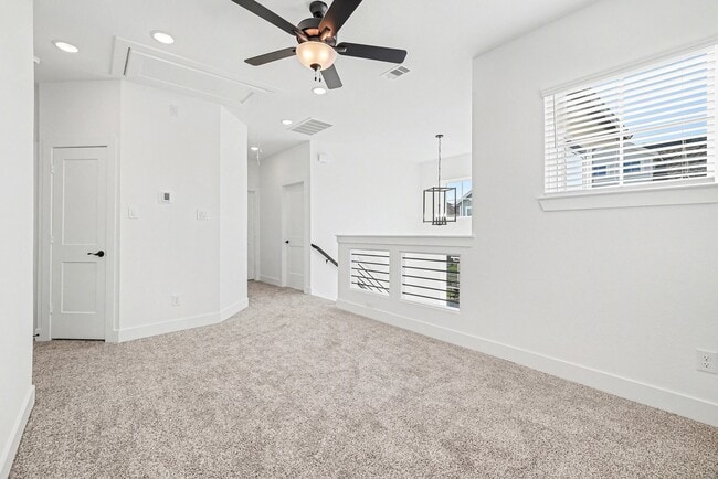 Building Photo - 10846 Day Jassamine Wy