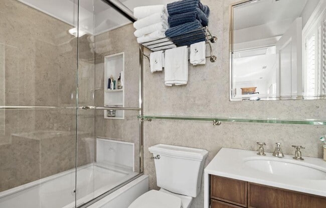 Building Photo - Georgetown East Village Perfection with PA...