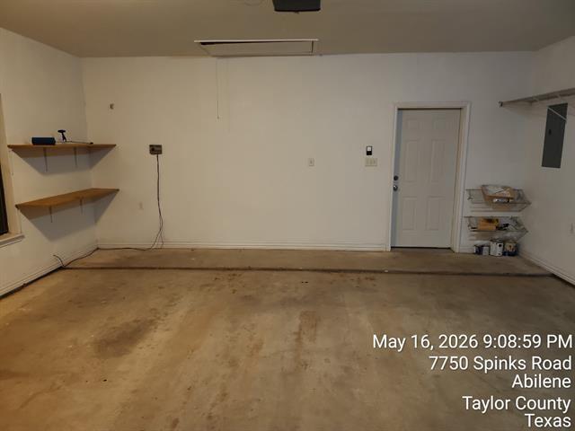 Building Photo - 7750 Spinks Rd