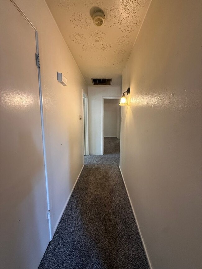 Building Photo - For Lease - 2701 Pagewood - Odessa TX