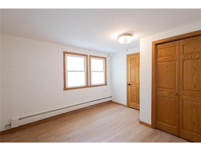 Building Photo - 6412 Xenium Ln N