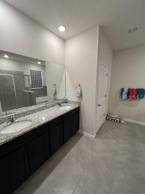 Building Photo - 1509 Tropical Oasis Ave