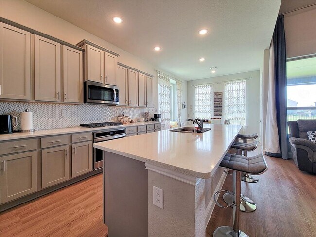 Building Photo - 6322 Cambrai Wood Ln