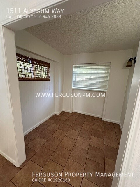 Building Photo - 1511 Alyssum Way