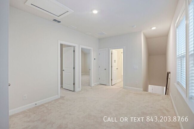 Building Photo - 803 Lachicotte Creek Dr