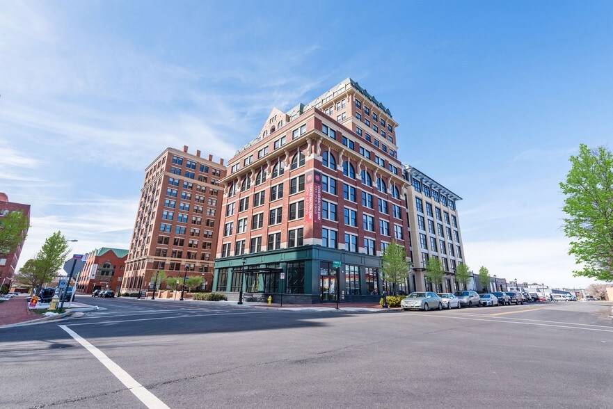 The Dalton Alexandria, VA Apartment Finder