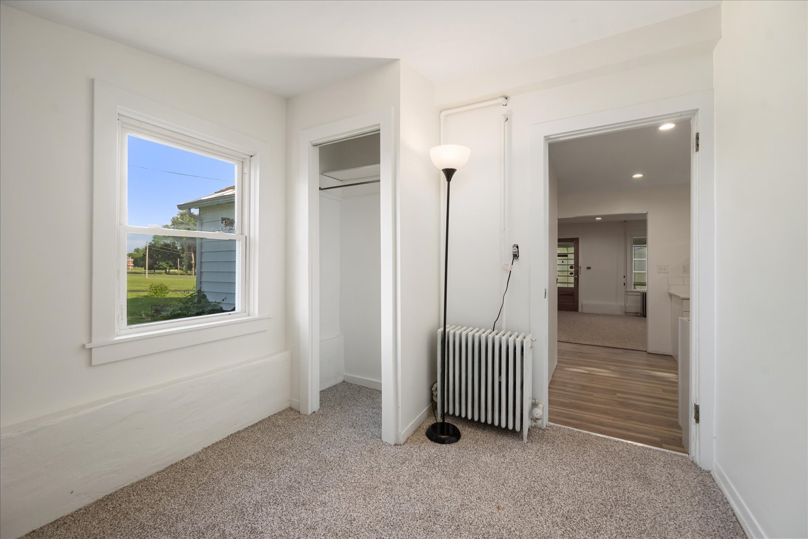 Building Photo - 9453 Maynard Dr