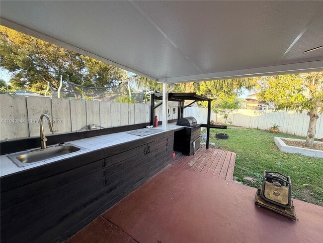 Building Photo - 28431 SW 135th Ave