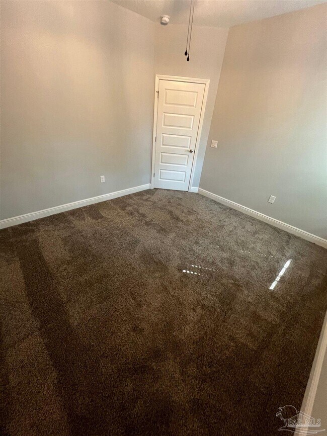 Building Photo - 5779 Dunbar Cir