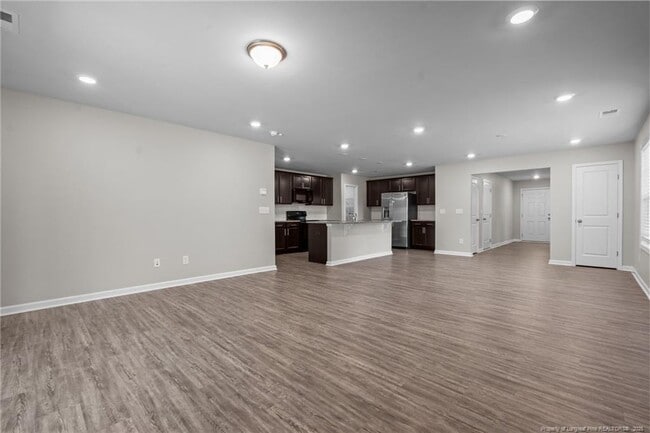 Building Photo - 205 Abercorn Wy