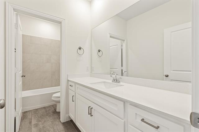 Building Photo - 608 Amenduni Ln