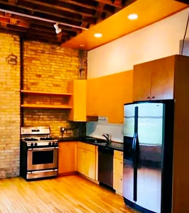 Plenty of cabinets and counter space available - 712 S 2nd St