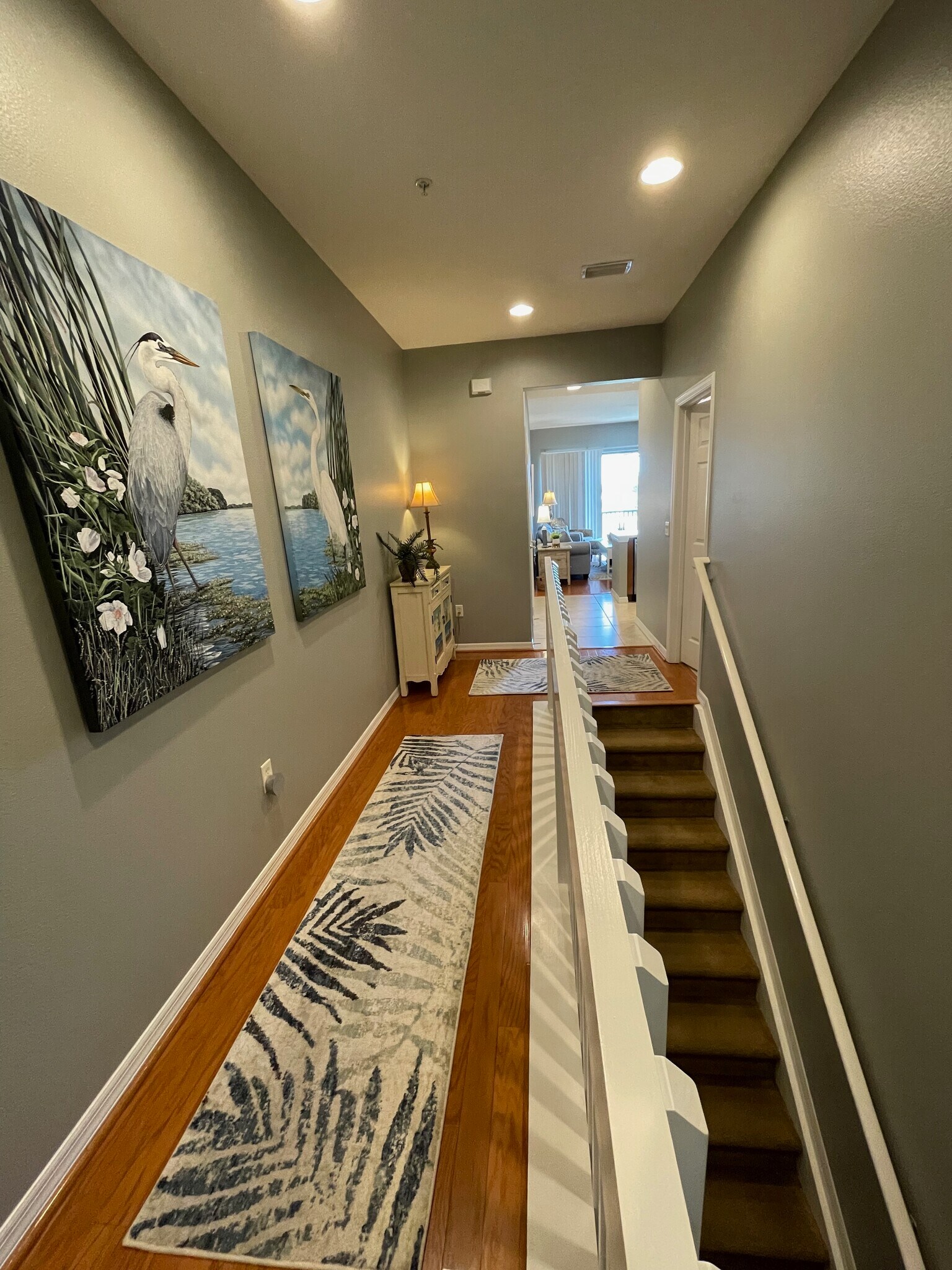 hallway - stairs - 7230 Hamilton Rd