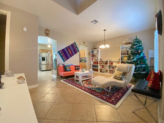 Building Photo - East El Paso Refrig A/C 4bed across from Park!