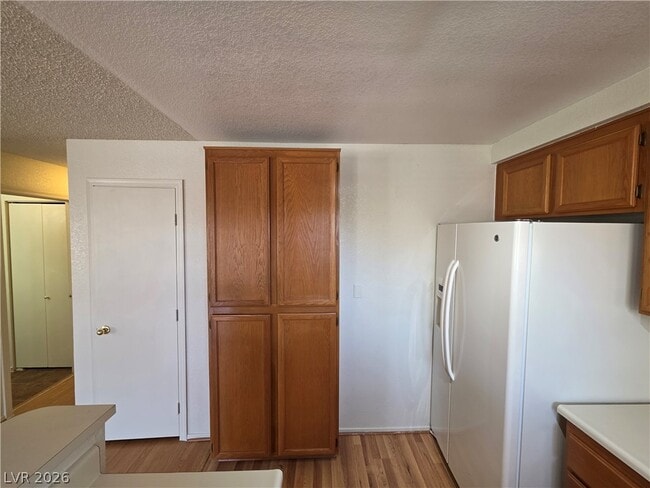 Building Photo - 2200 Highpointe Dr