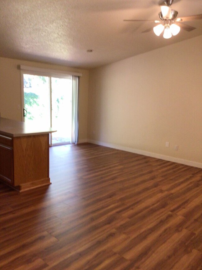 Building Photo - 3BD Ranch Style Home in Fircrest Neighborhood