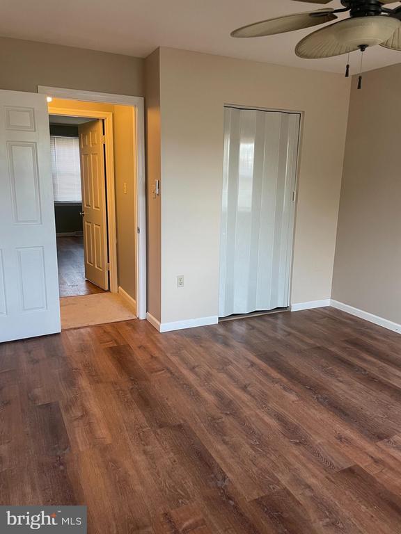 Building Photo - 5400 Oxford Dr