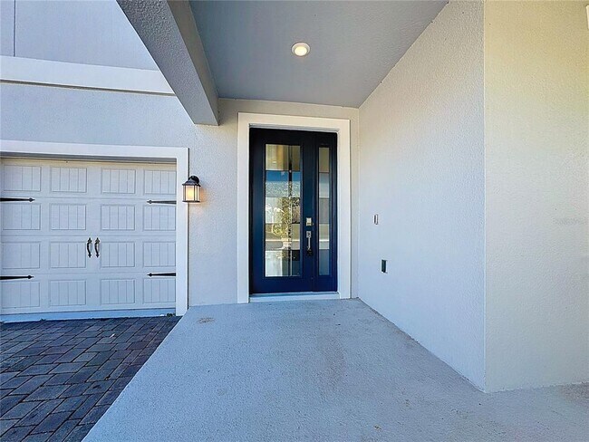 Building Photo - 11939 Satire St