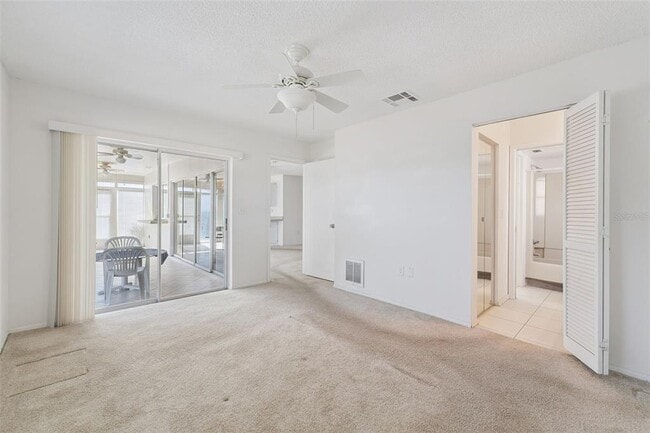 Building Photo - 4456 Great Lakes Dr N